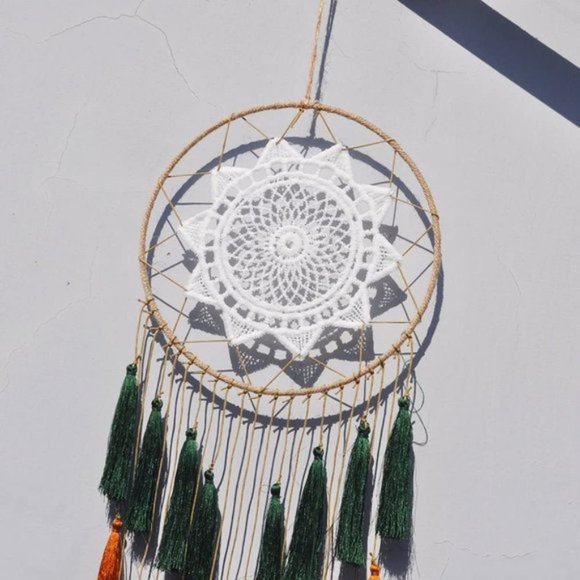 UO Feather Green Boho Dream Catcher Wall Hanging - Picture 7 of 10